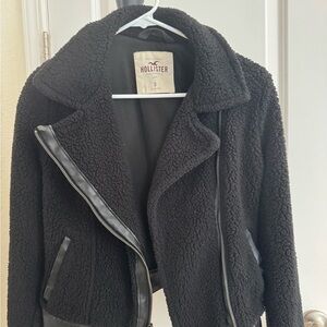 Hollister Women's Black Teddy Jacket